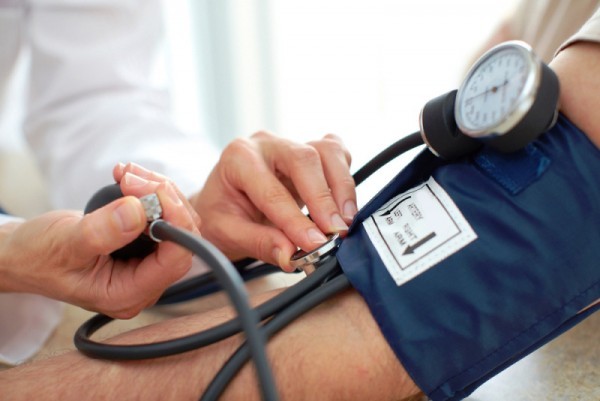 مردم اطلاعات فشار خون را در سامانه خود اظهاری ثبت کنند