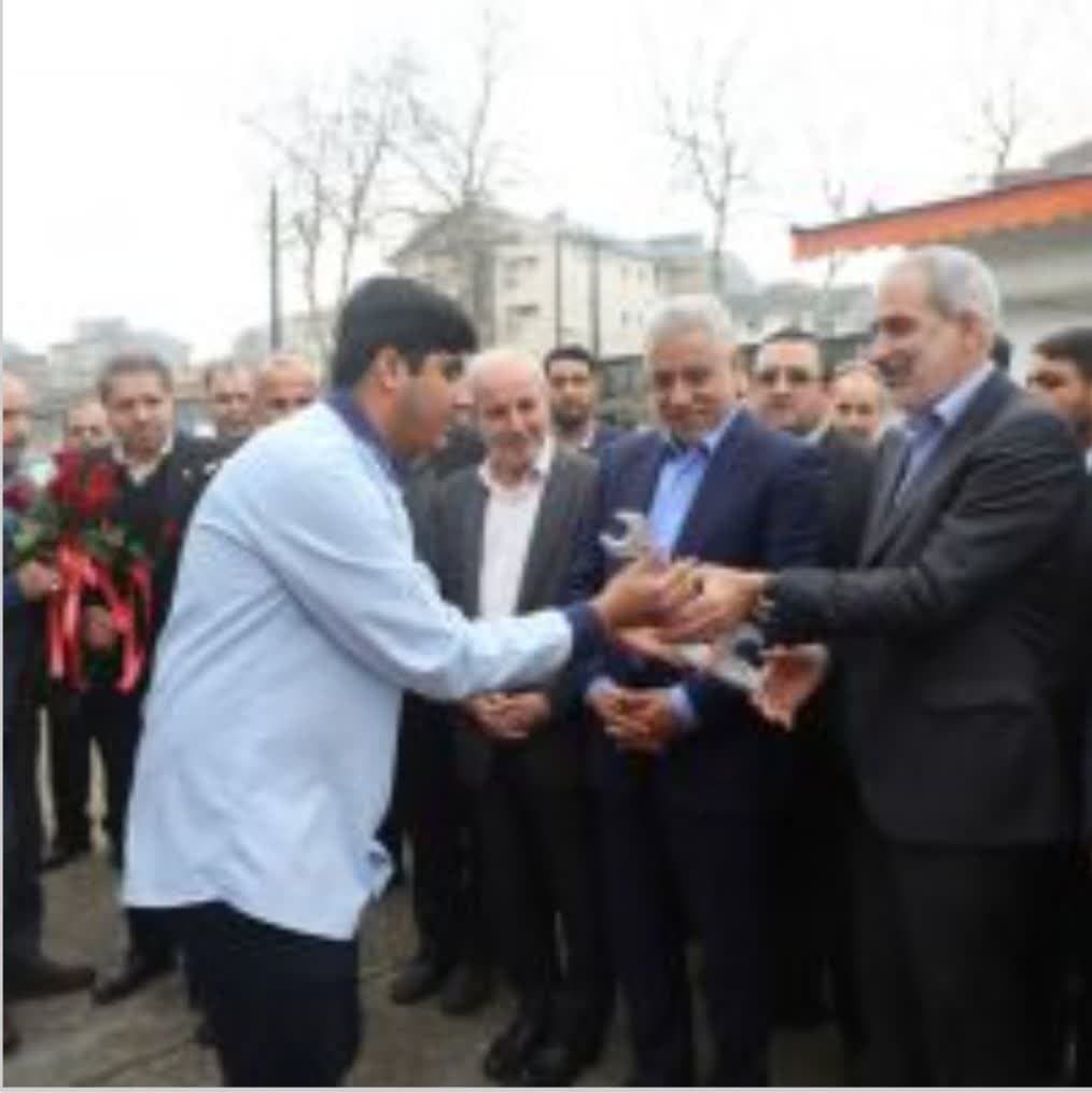 بازدید وزیر آموزش و پرورش از پروژه نیمه تمام سالن فرهنگیان و هنرستان شهیدچمران رشت