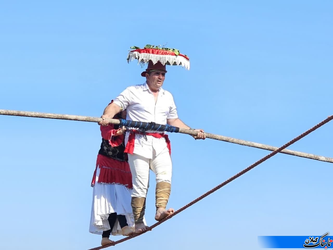 برگزاری لافندبازی و کشتی گیله مردی در جشنواره ملی بهار نارنج شهر کومله